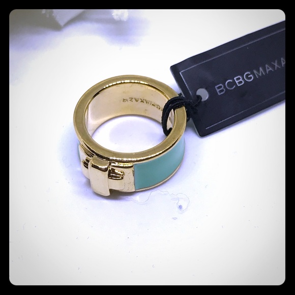 BCBGMaxAzria Jewelry - BCBG Mint Green & Gold Ring [JW-37]